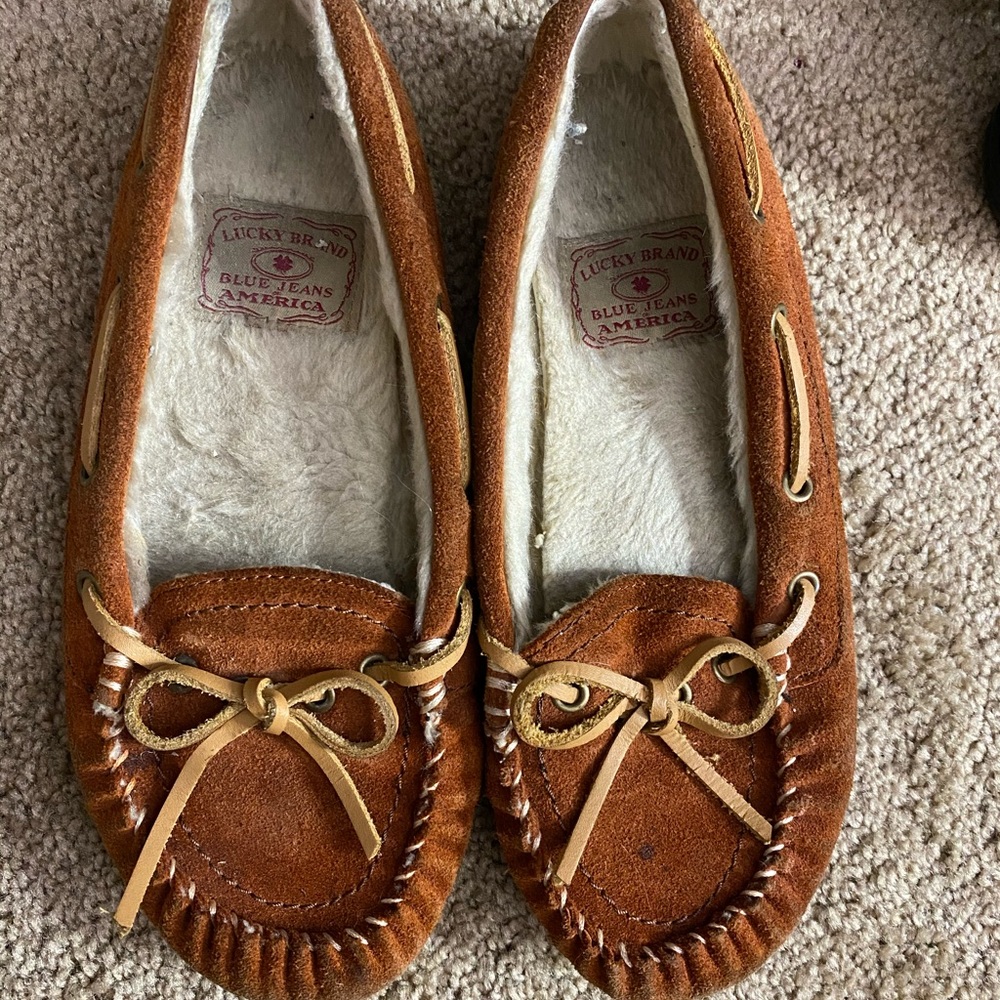 lucky brand outdoor moccasins